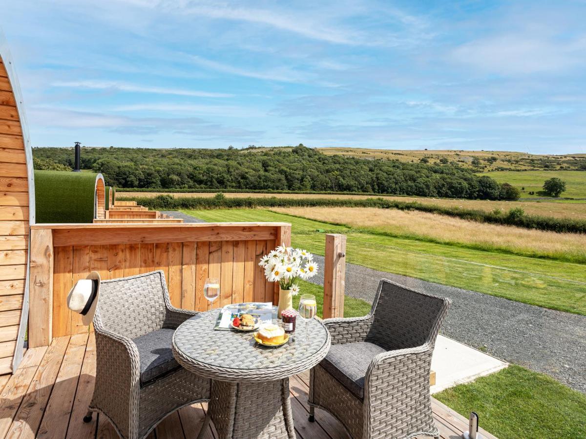 Holiday home Longlands